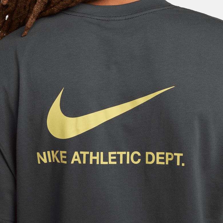 Sportswear Graphic T-Shirt