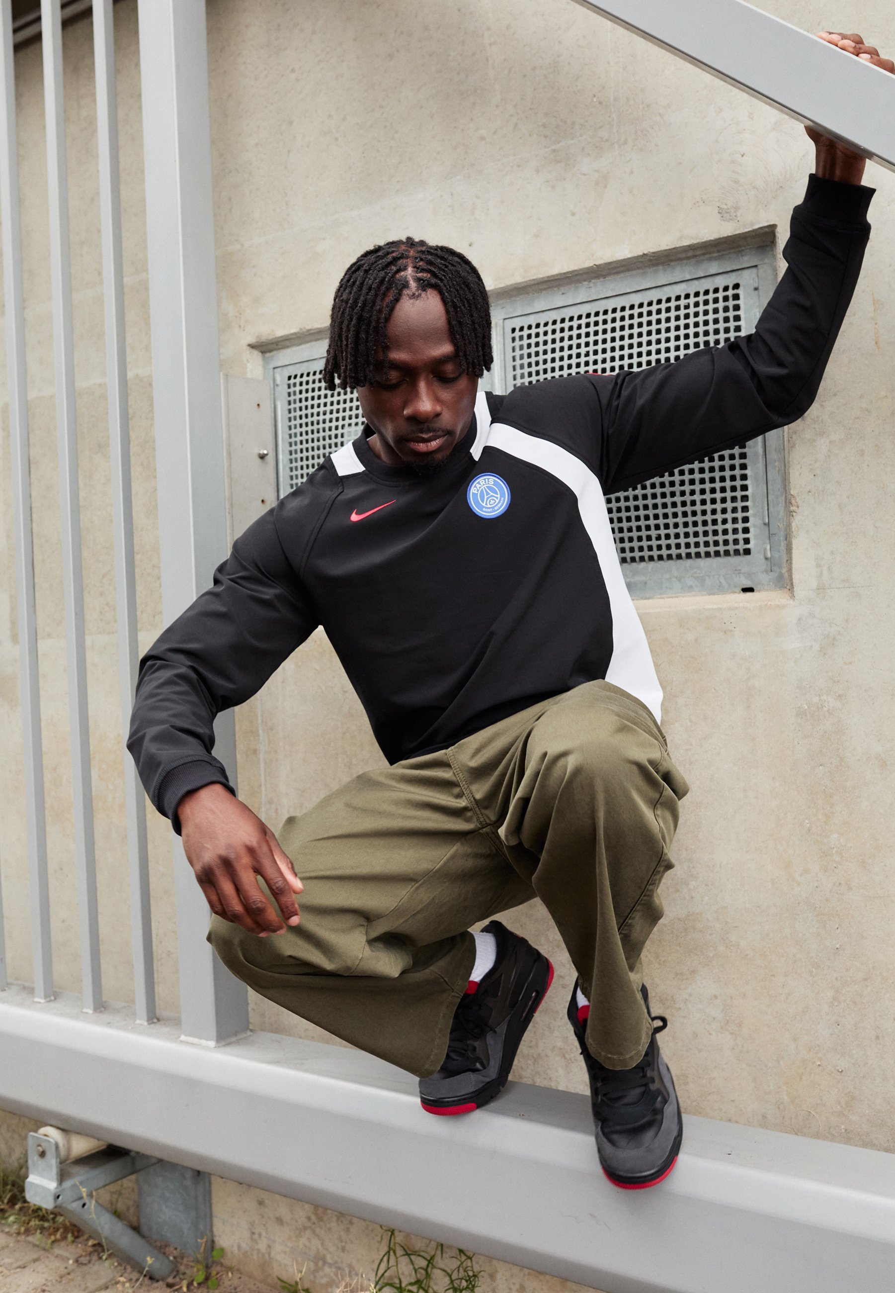 Nike Performance PARIS SAINT-GERMAIN T90 CREW - Tenue de club - Noir/Blanc