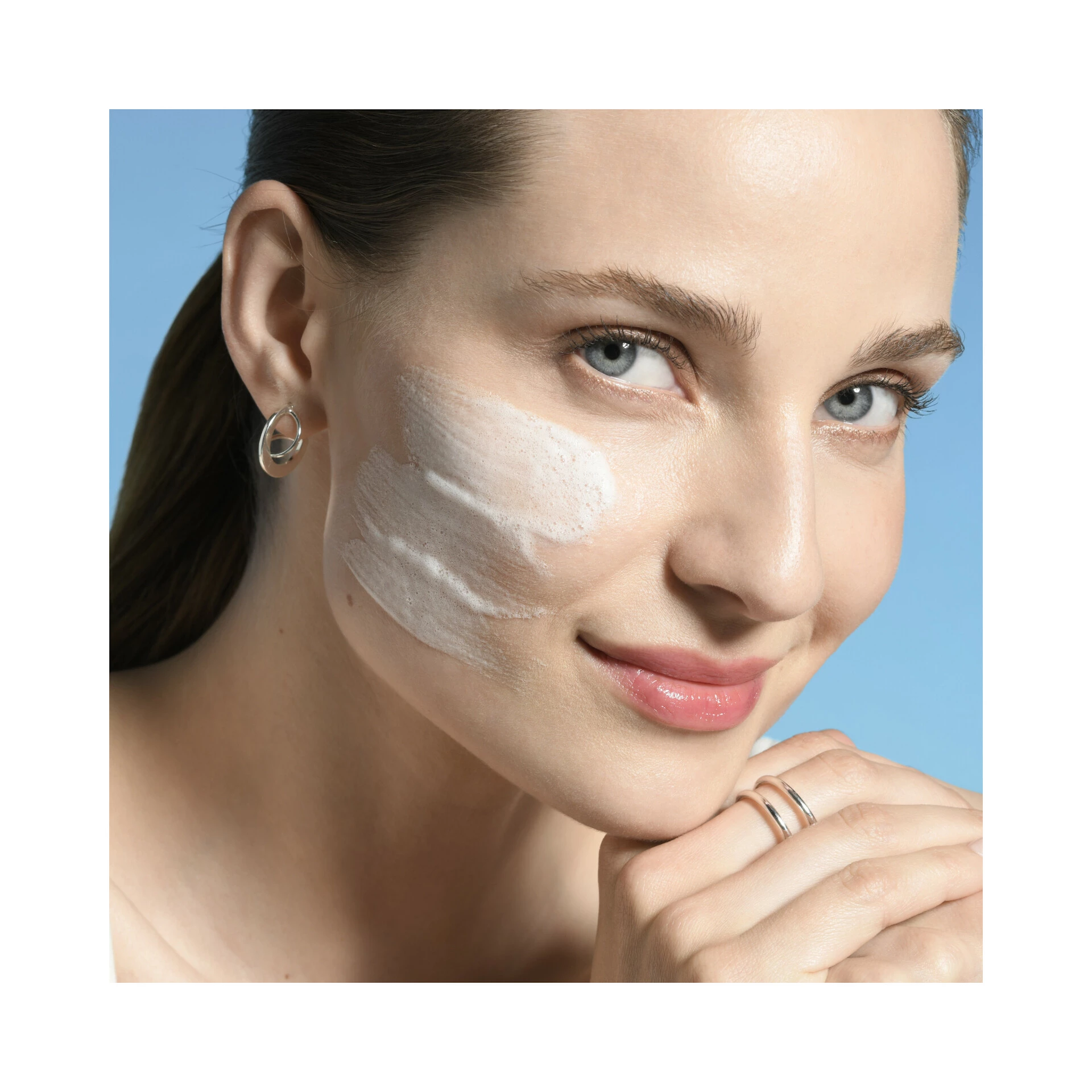 Cremă de curățare spumoasă Cera Repair 150 ml - Biotherm