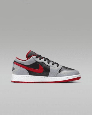 Air Jordan 1 Low Older Kids' Shoes