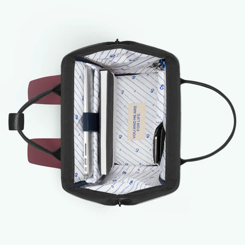Cabaia Kassala Adventurer Mittelgroßer Rucksack, Burgunderrot