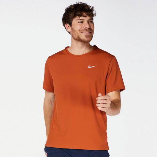  Nike Miler