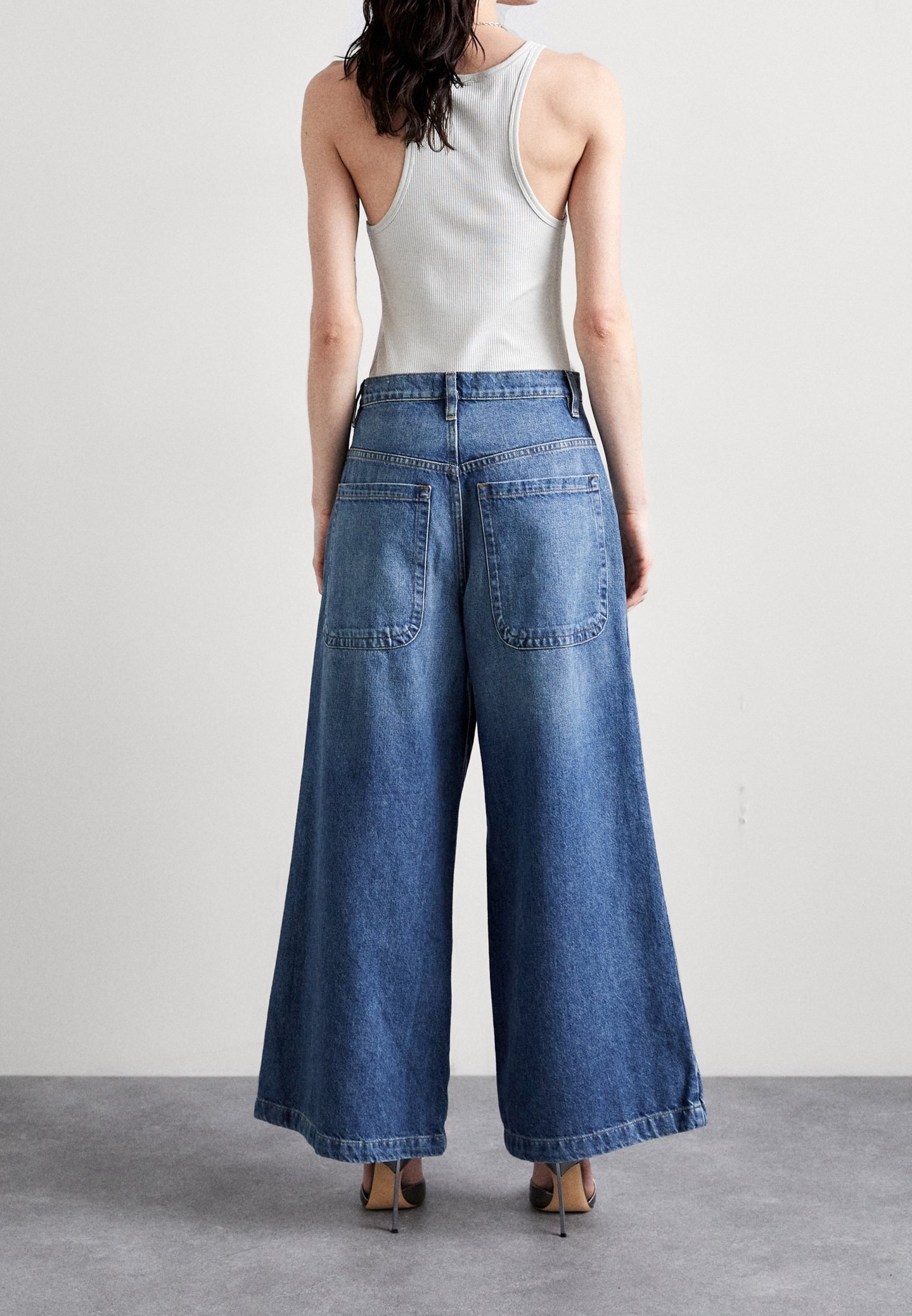 FRAME Wide Leg - donkerblauwe denim