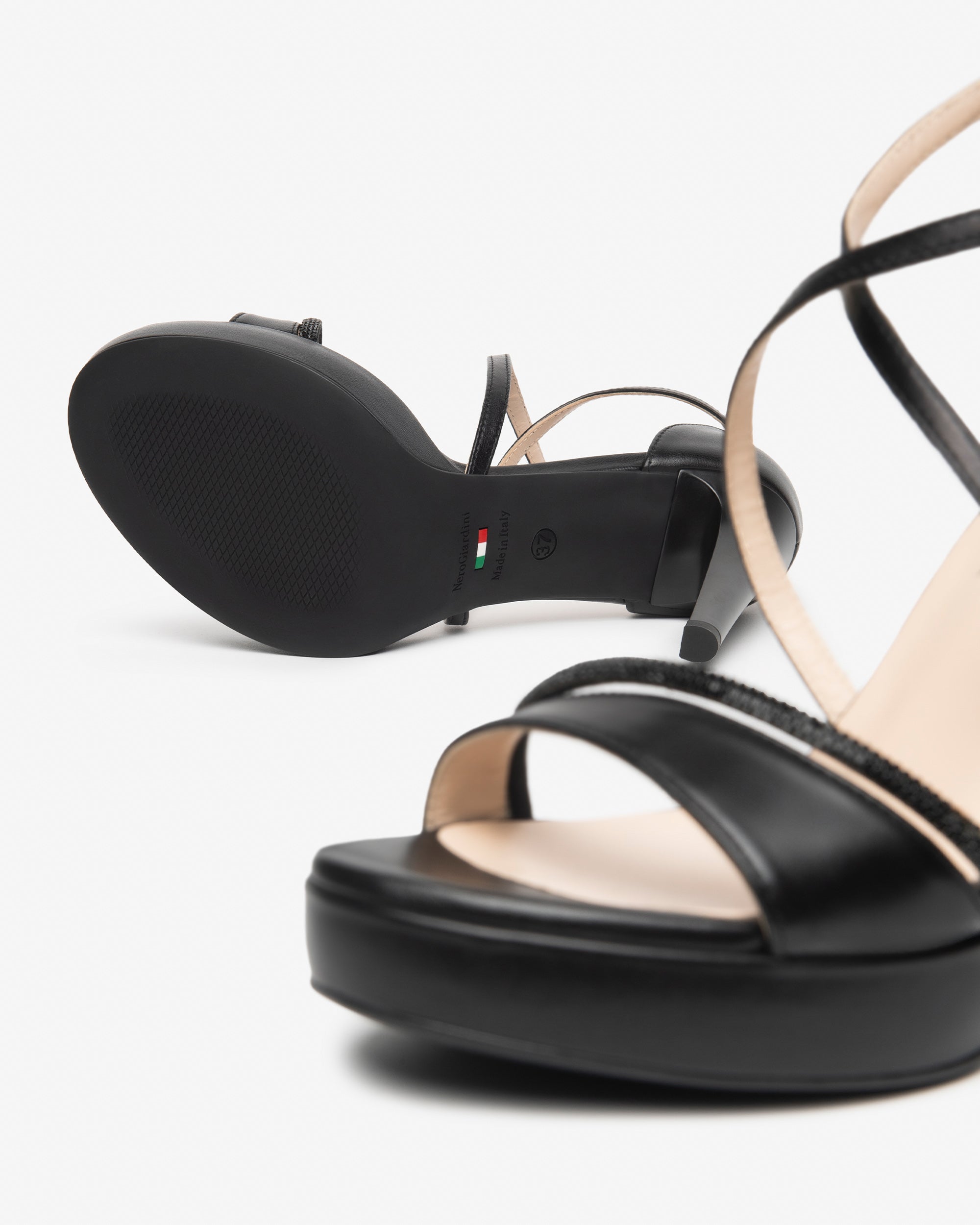  Sandales en cuir pour femmes