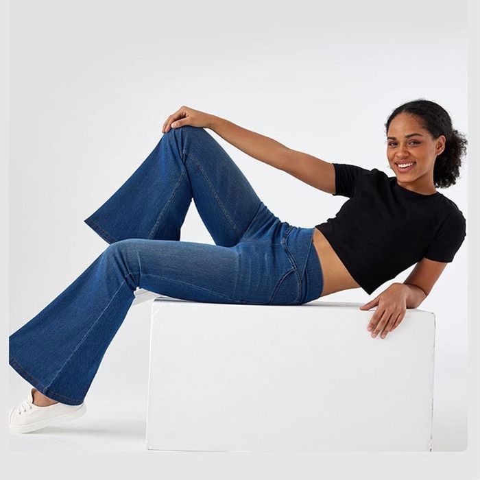 Jeans Femme Bootcut Taille Haute Élastique Pantalon en Denim Évasé Croisé en V Effet Amincissant Avec Poches - Gris Foncé