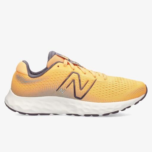 New Balance 520