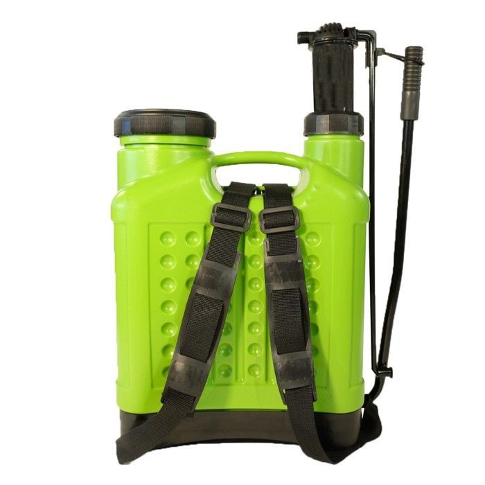 Pulverizador manual VITO de 16 litros para pulverização e irrigação de plantas com acessórios, 3 bicos para jardim, horta e telhados.