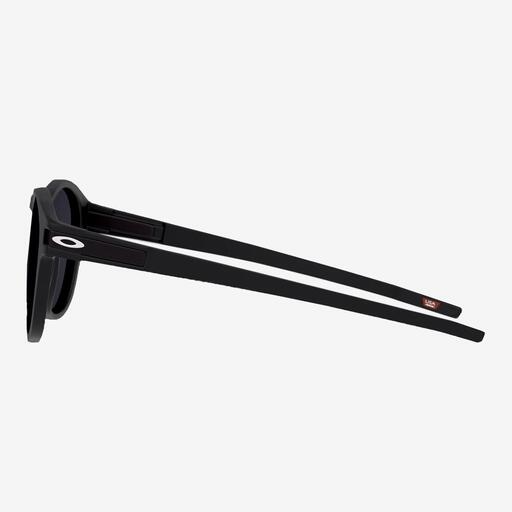 Oakley Latch