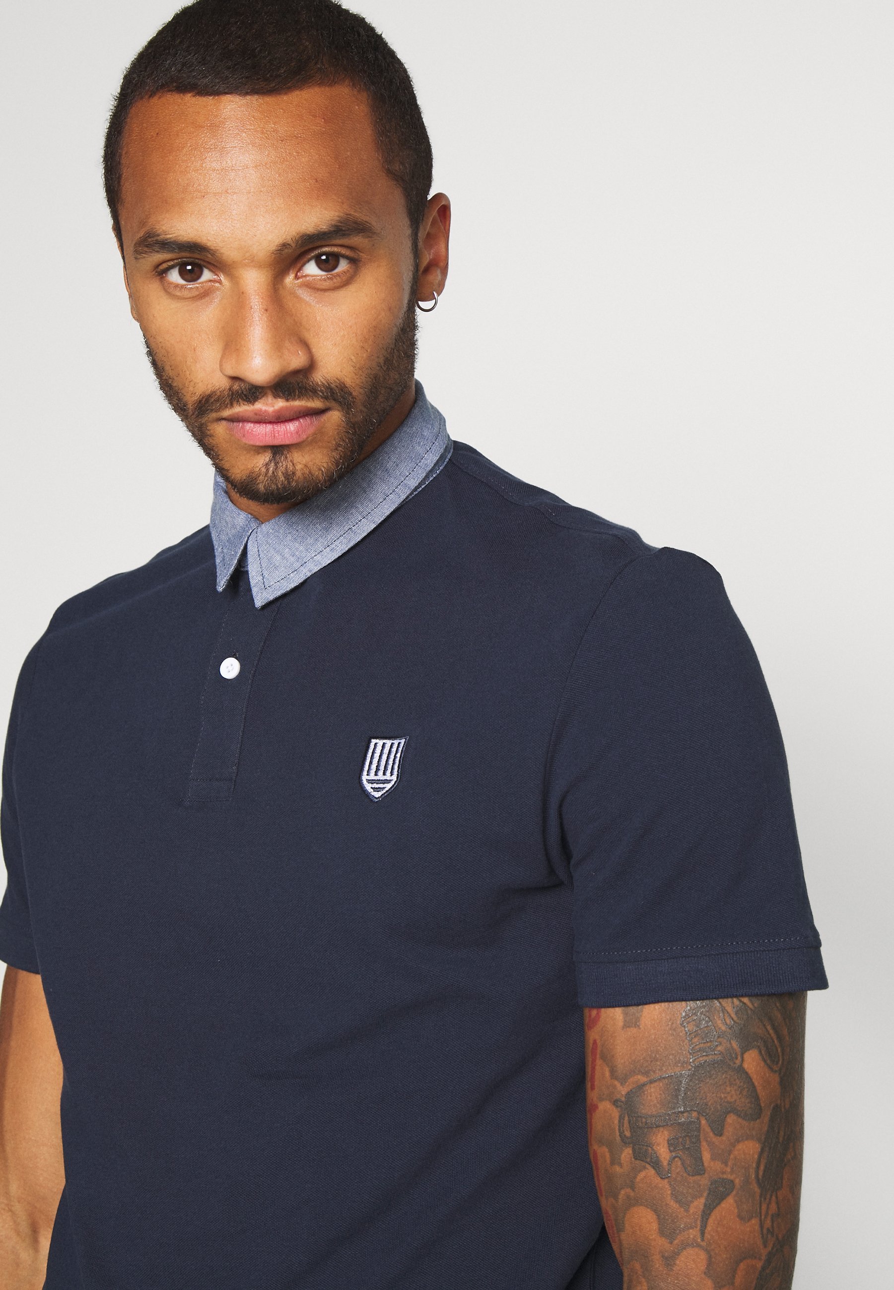 Pier One poloshirt - donkerblauw