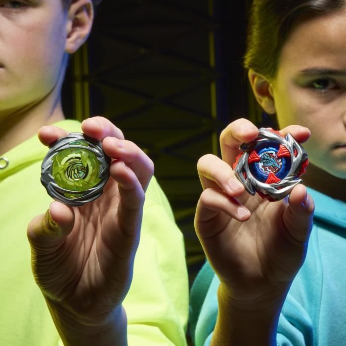Beyblade X Set de combat Descente-choc avec arène Beystadium, 2 toupies et 2 lanceurs, dès 8 ans
