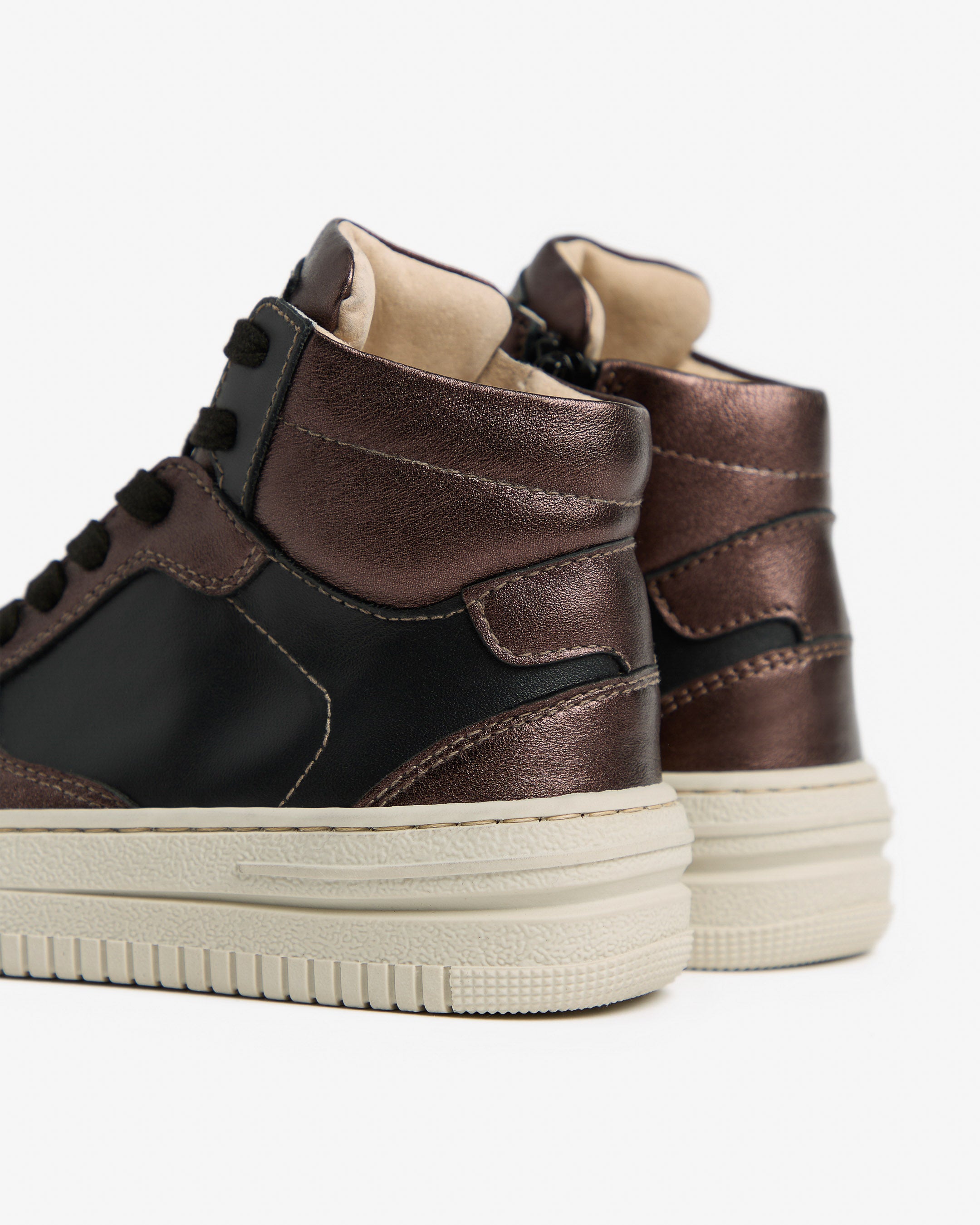  Ledersneaker für Teenagerinnen