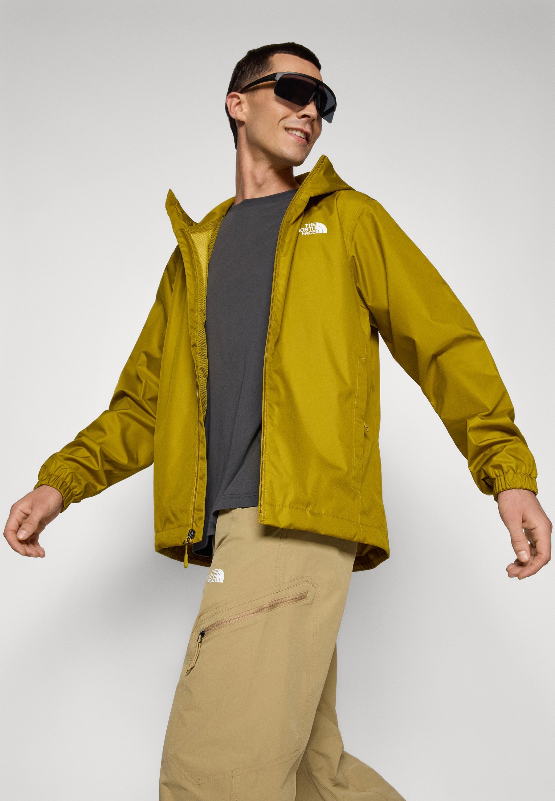 „The North Face QUEST JACKET“ – vandeniui atspari striukė – tamsiai mėlyna