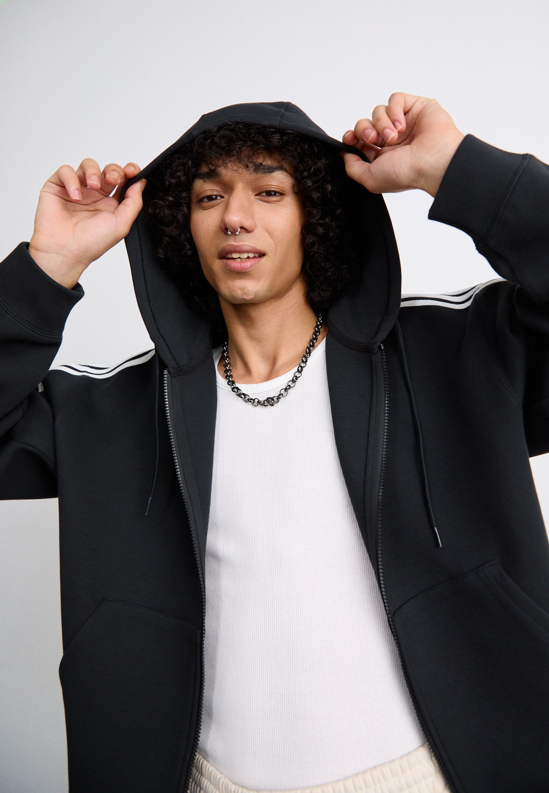 adidas Originalsi dressipluusid
