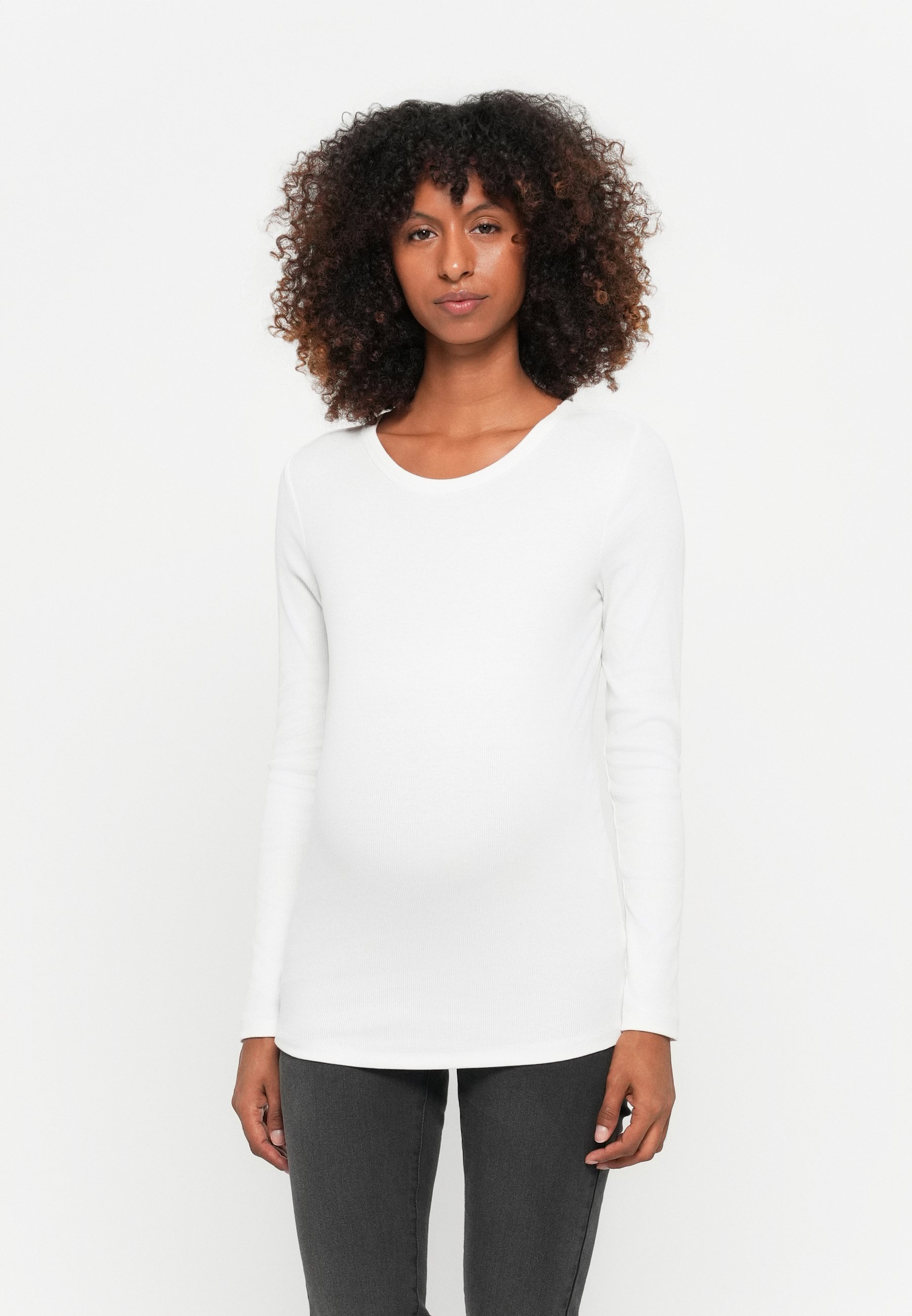 ONLY MATERNITY OLMMELLA O-NECK TOP - Langärmliges Top - strahlend weiß
