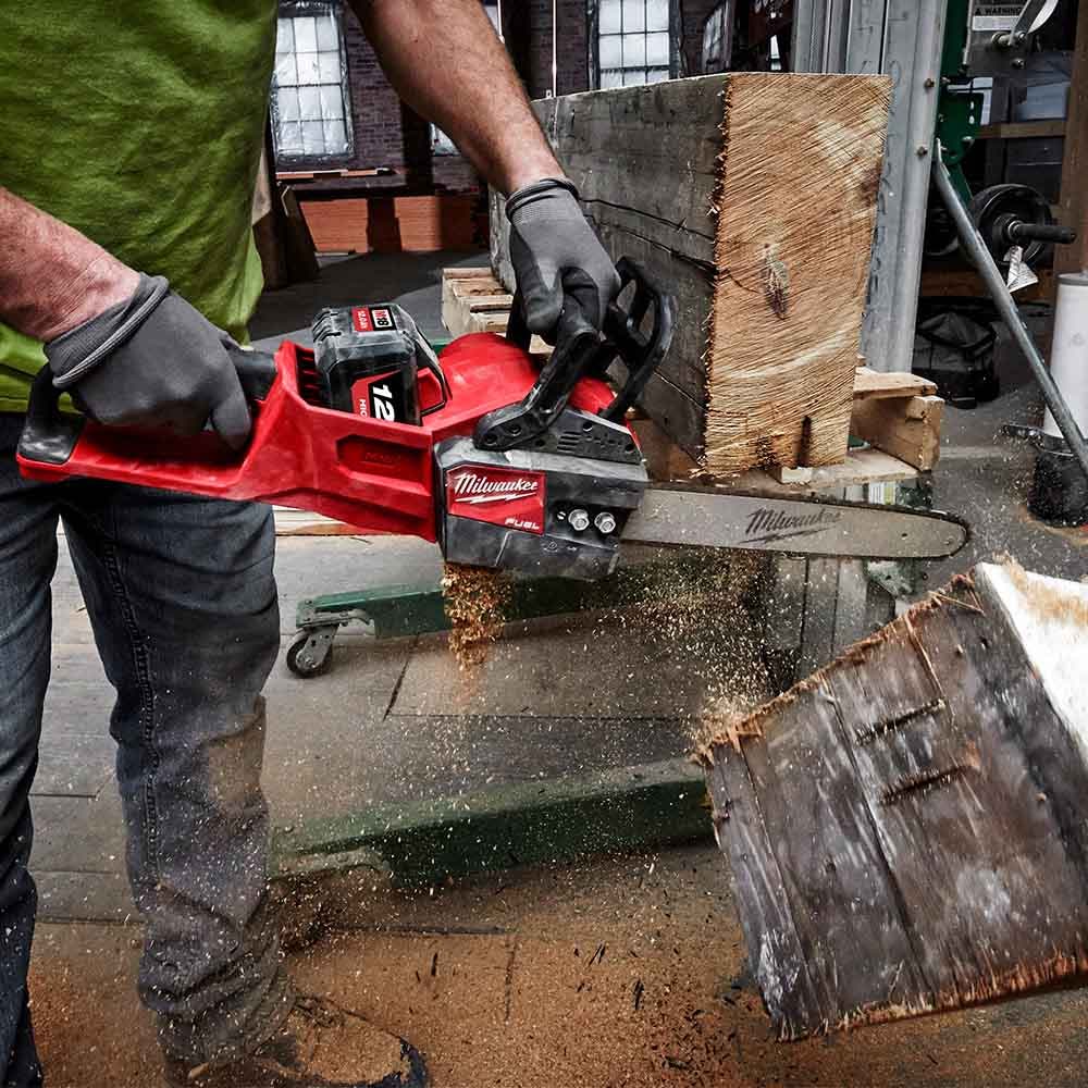 Ferăstrău cu lanț MILWAUKEE 18V FUEL™ 406 mm M18FCHS-0