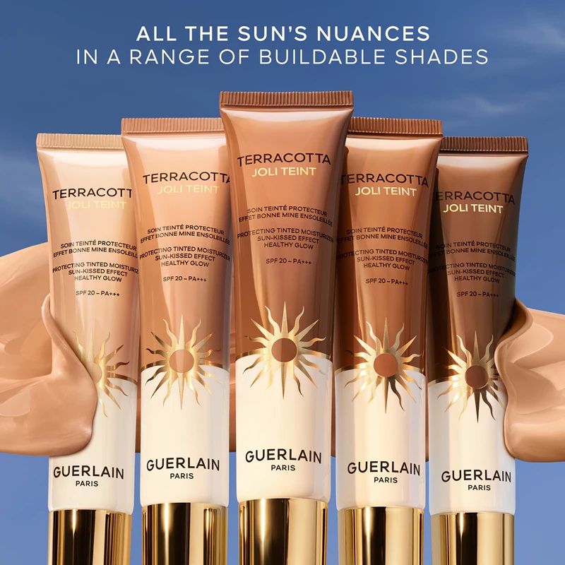 GUERLAIN Terracotta Joli Teint zaščitna obarvana vlažilna krema z naravnim osvetljevalnim pudrom SPF 20