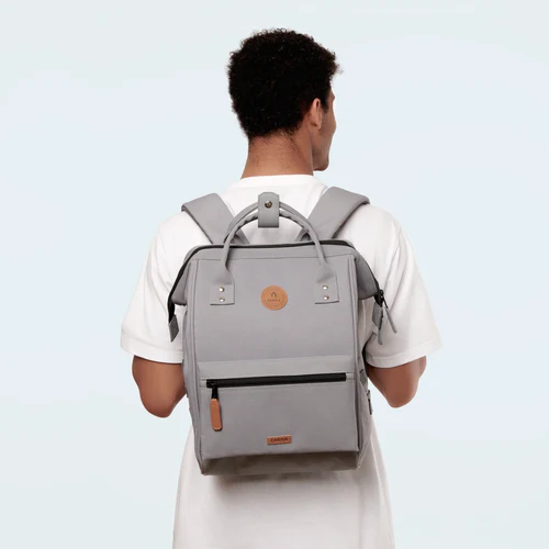 Cabaia Adventurer Medium Rucksack Poitiers Grau