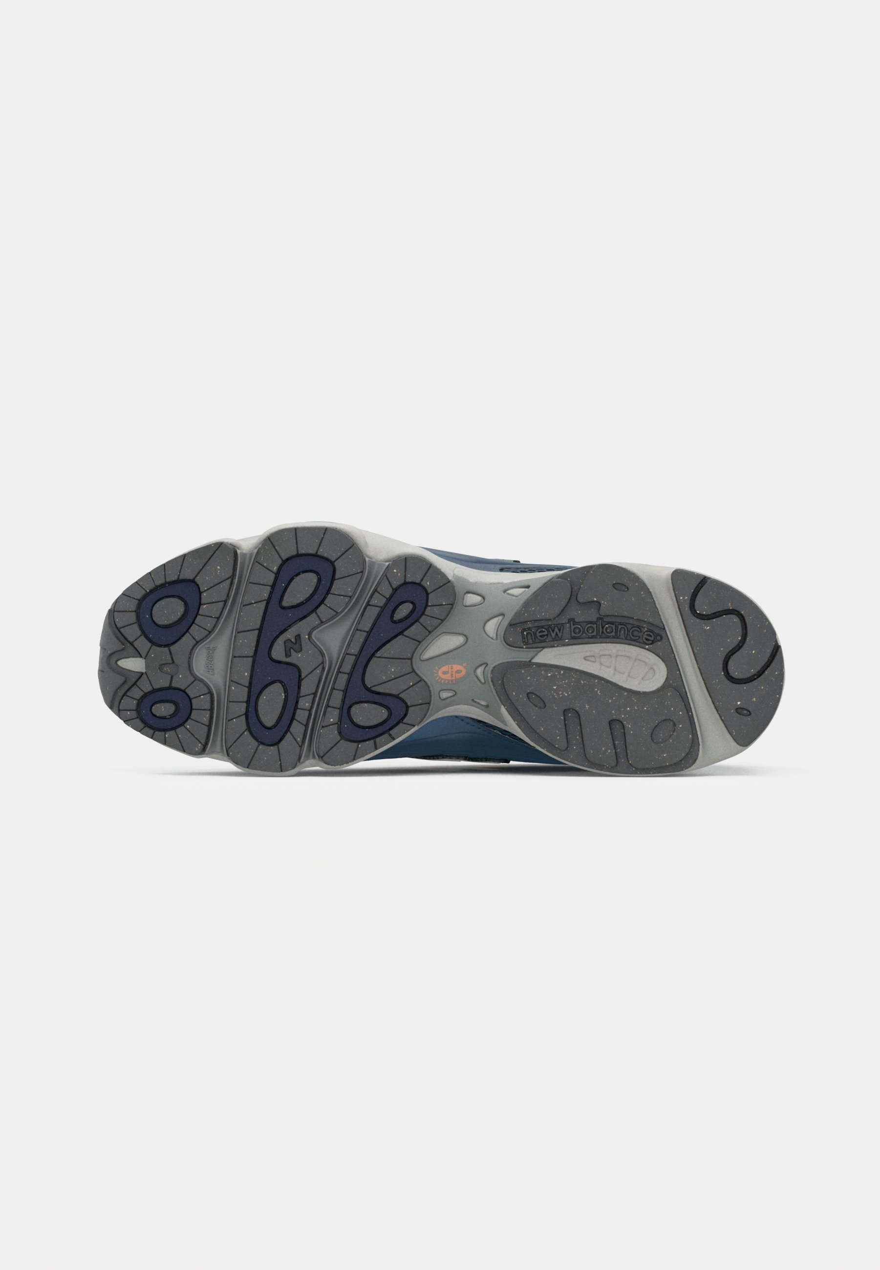 New Balance alacsony szárú edzőcipők