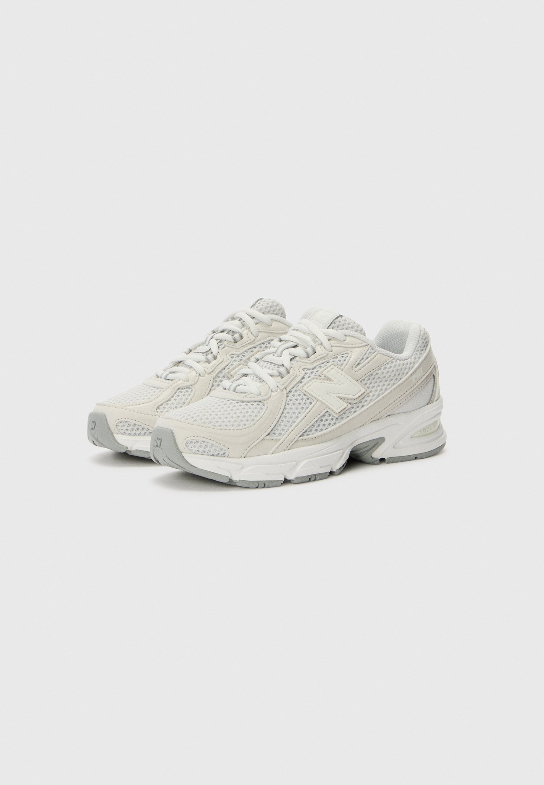 New Balance 740 - Sneakers - grey matter