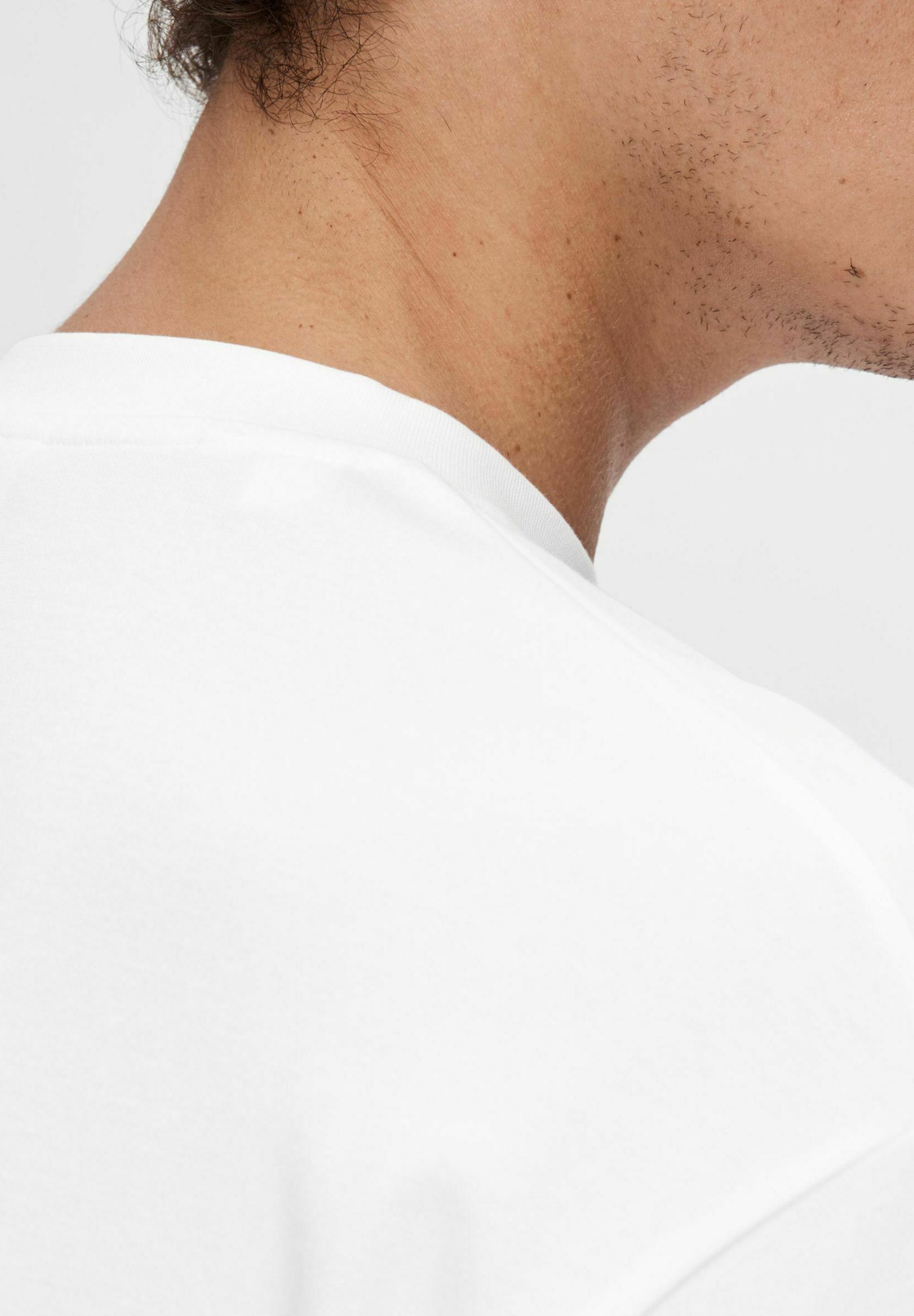 Selected Homme SLHLOOSEOSCAR O-NECK - T-shirt basic - bianco brillante