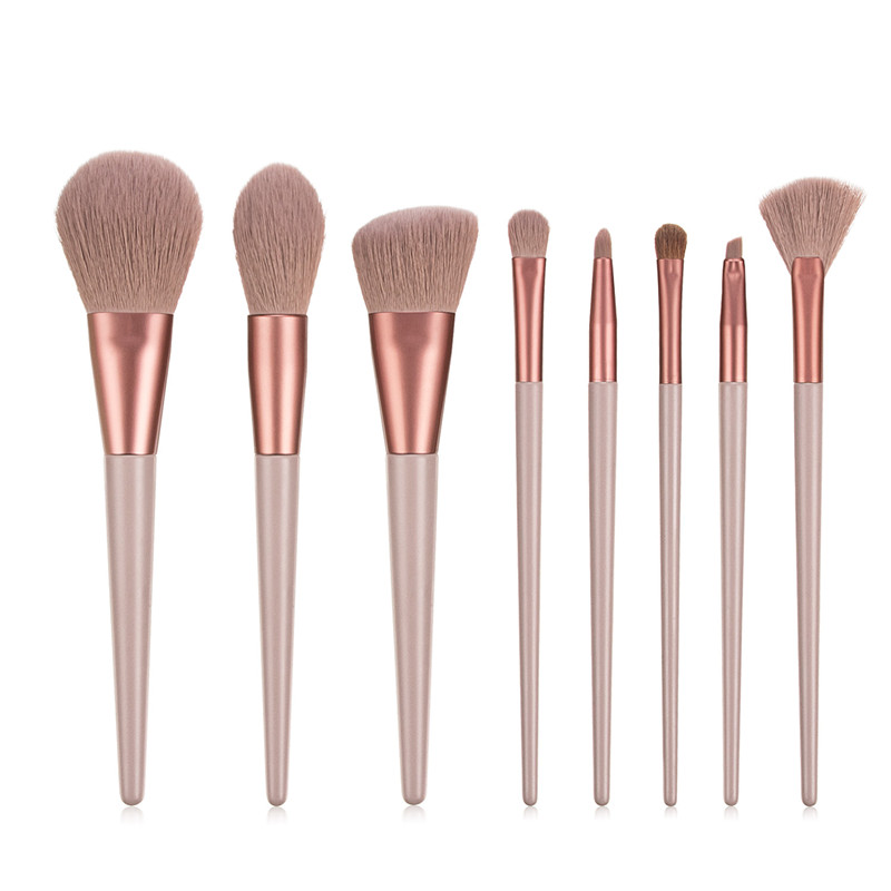Ensemble de 8 pinceaux de maquillage pour poudre, fard à paupières, fond de teint et blush. Pinceaux de beauté pour cosmétiques.