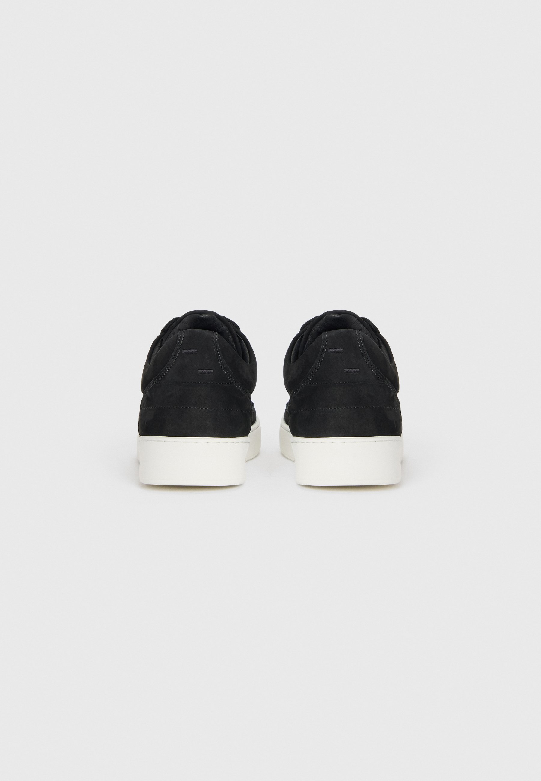 Filling Pieces Sneakers - svart