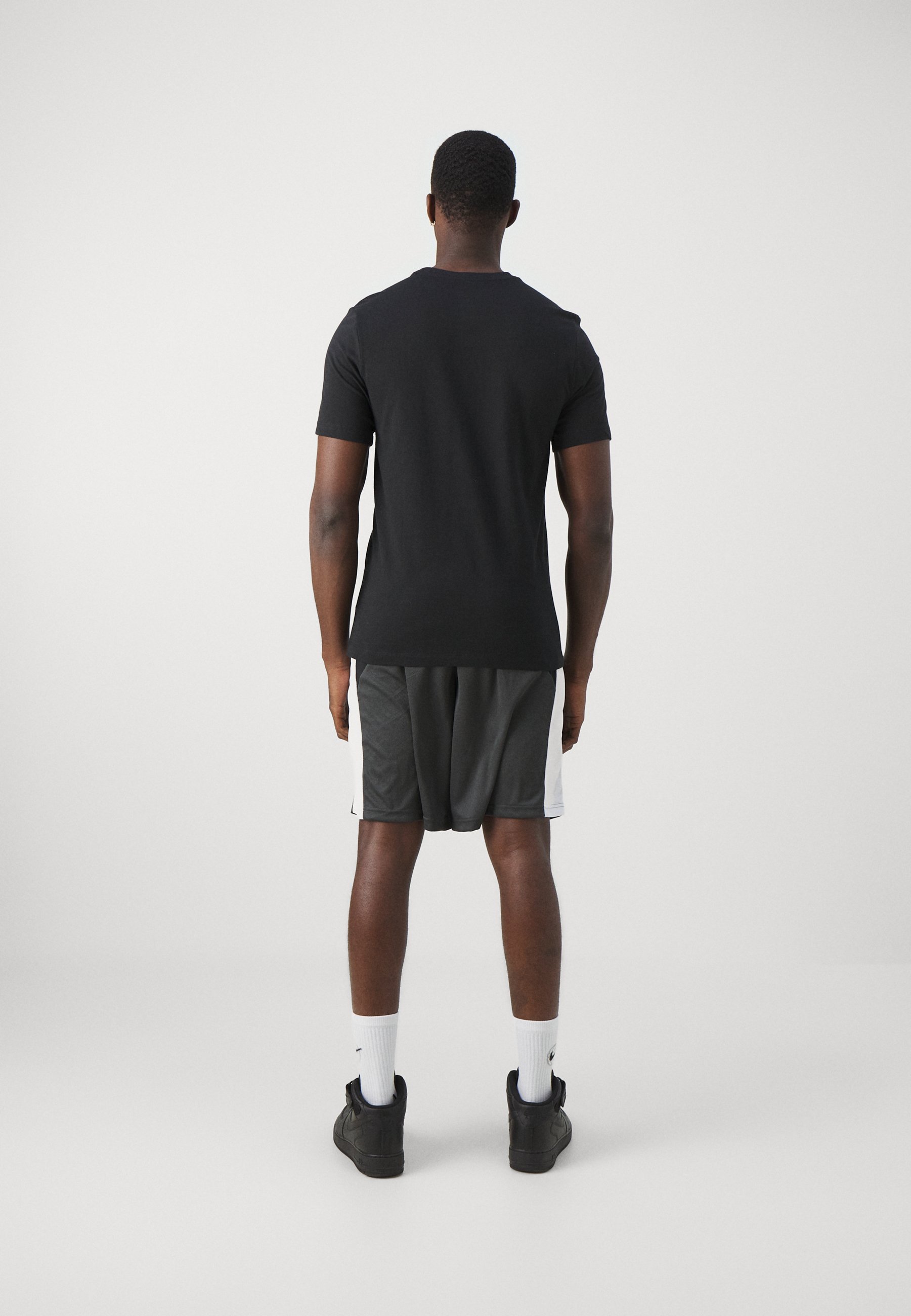 Nike Performance NBA DRY T-Shirt – Print-T-Shirt – Schwarz/Weiß