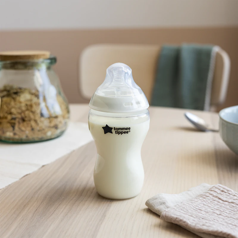 Mamadeira autoesterilizante anticólica Tommee Tippee Natural Start