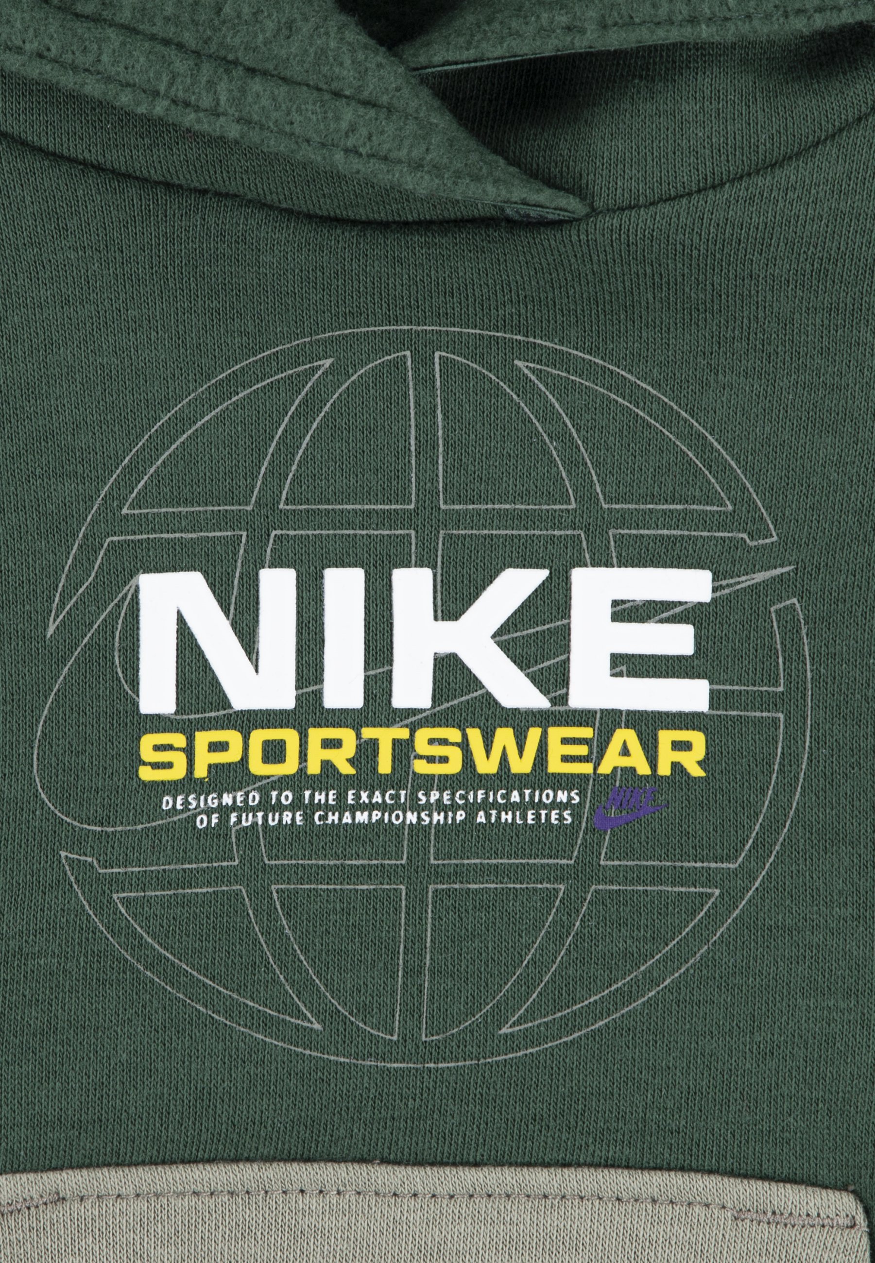 Nike Sportswear UTILITY SET - Tracksuit - fir