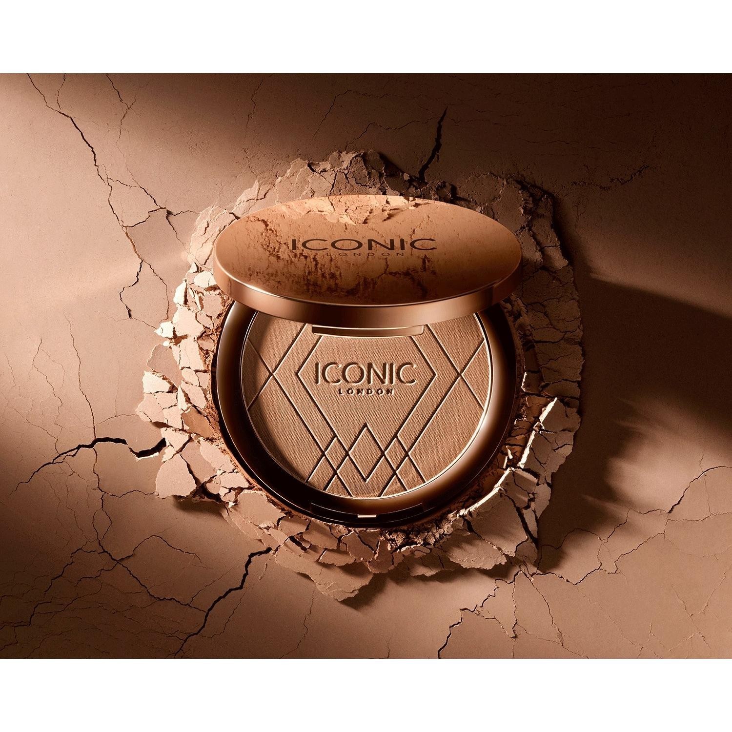 ICONIC LONDON Bronzer Ultimate bronzer u prahu - 16 g