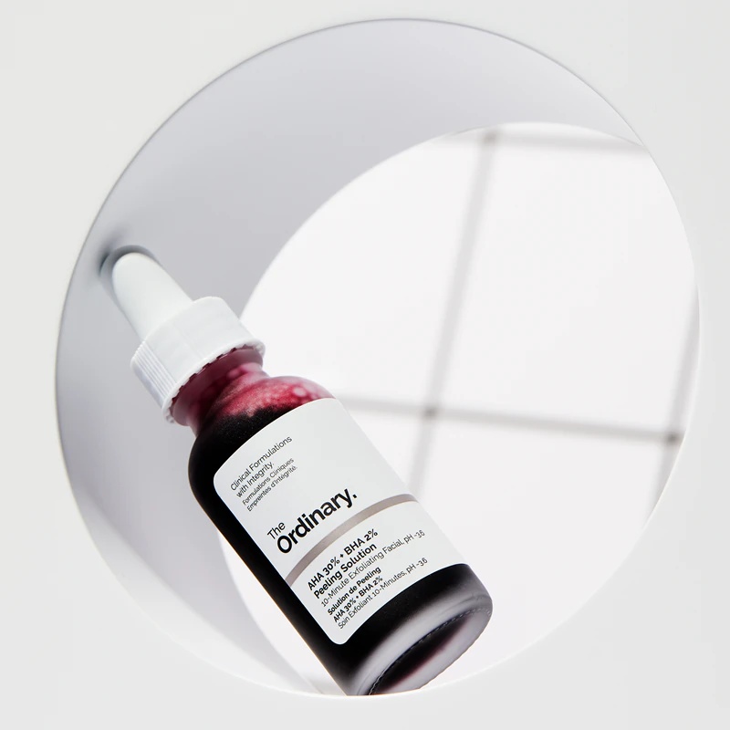 The Ordinary AHA 30% + BHA 2% pīlinga šķīdums