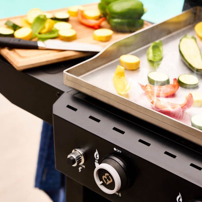 Plancha de gas Stellar 700 - BRASERO BY FAVEX - 3 quemadores 12 kW - Placa de acero inoxidable 69,5 x 44 cm - Para 12 personas - Tapa, carro incluido