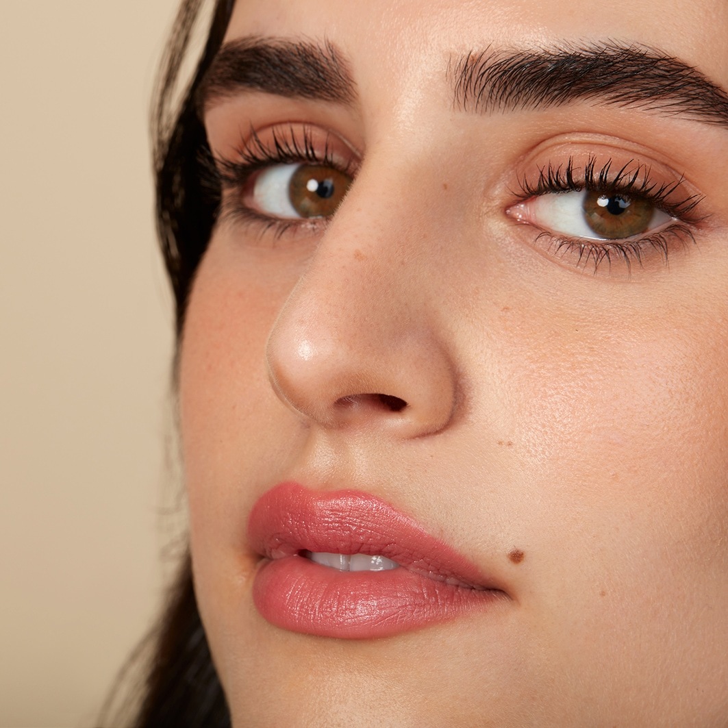 Моника Бландер ајлајнер за усне „Hot Line“ – 1,14 г