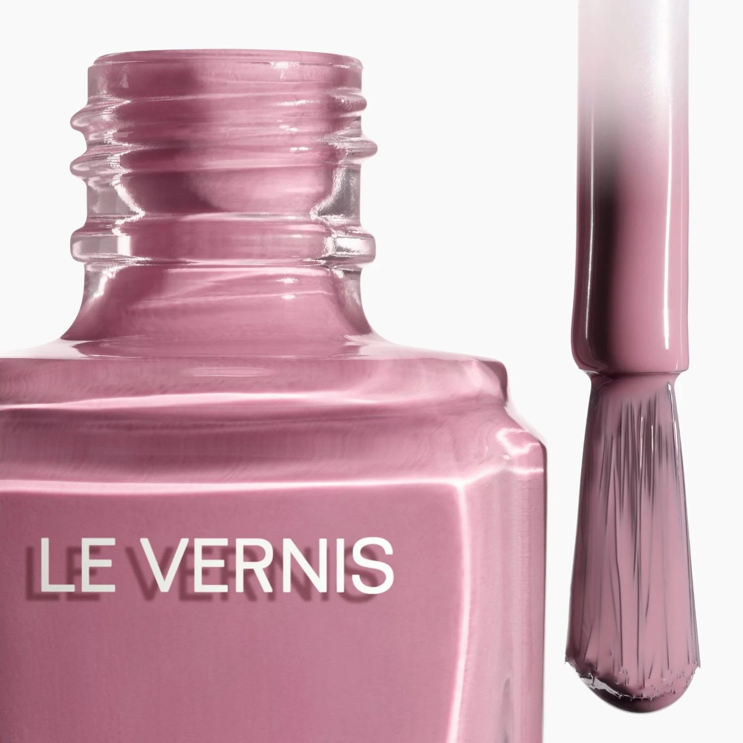CHANEL LE VERNIS