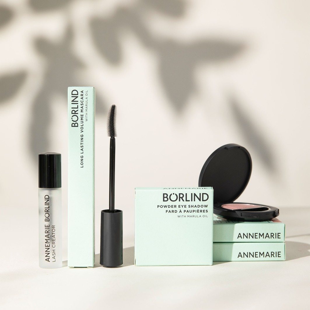ANNEMARIE BÖRLIND Črtalo za oči v peresniku - 1 g