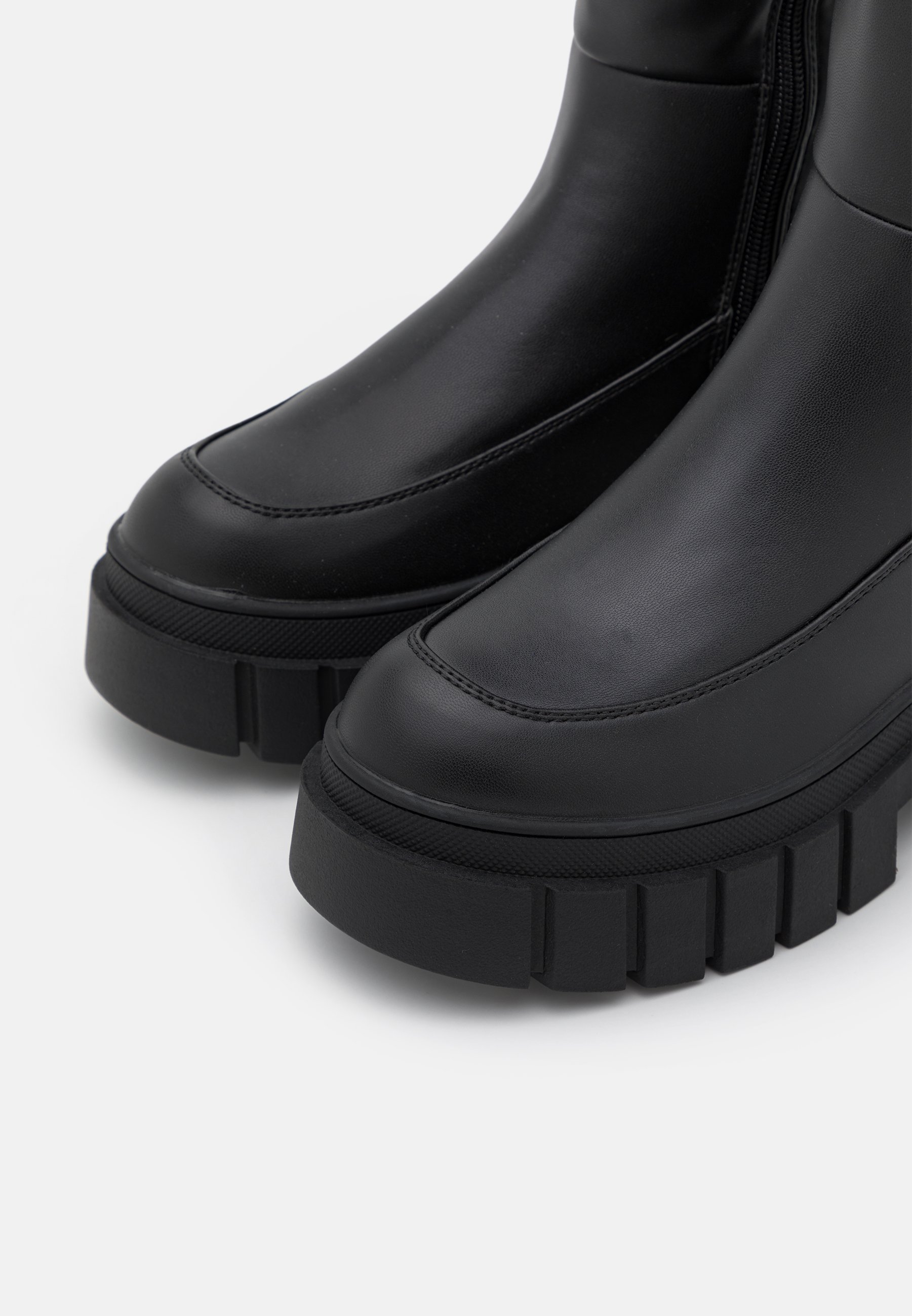 Botas plataforma Even&Odd - pretas