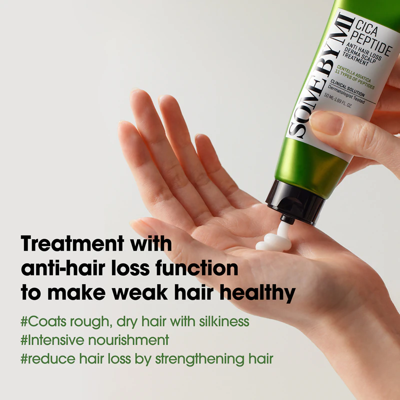 Some By Mi Cica Peptide Derma Scalp Treatment é um condicionador hidratante e calmante que combate a queda de cabelo.