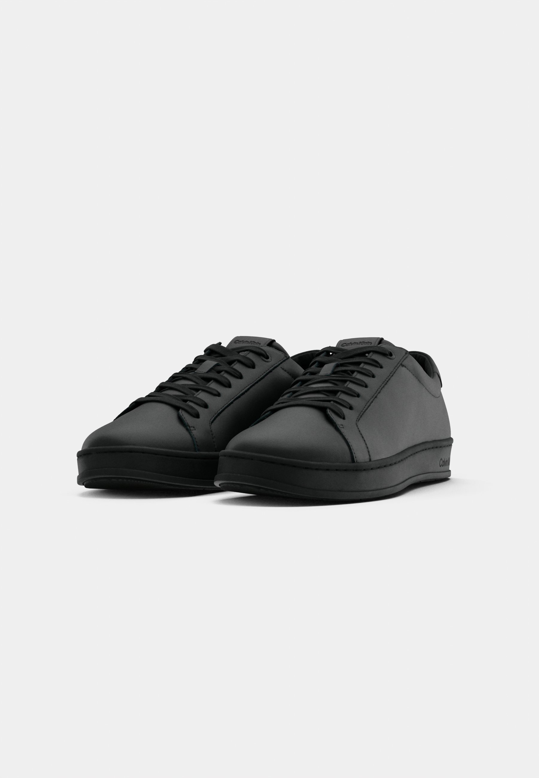 Baskets Calvin Klein LACE UP - Triple Black