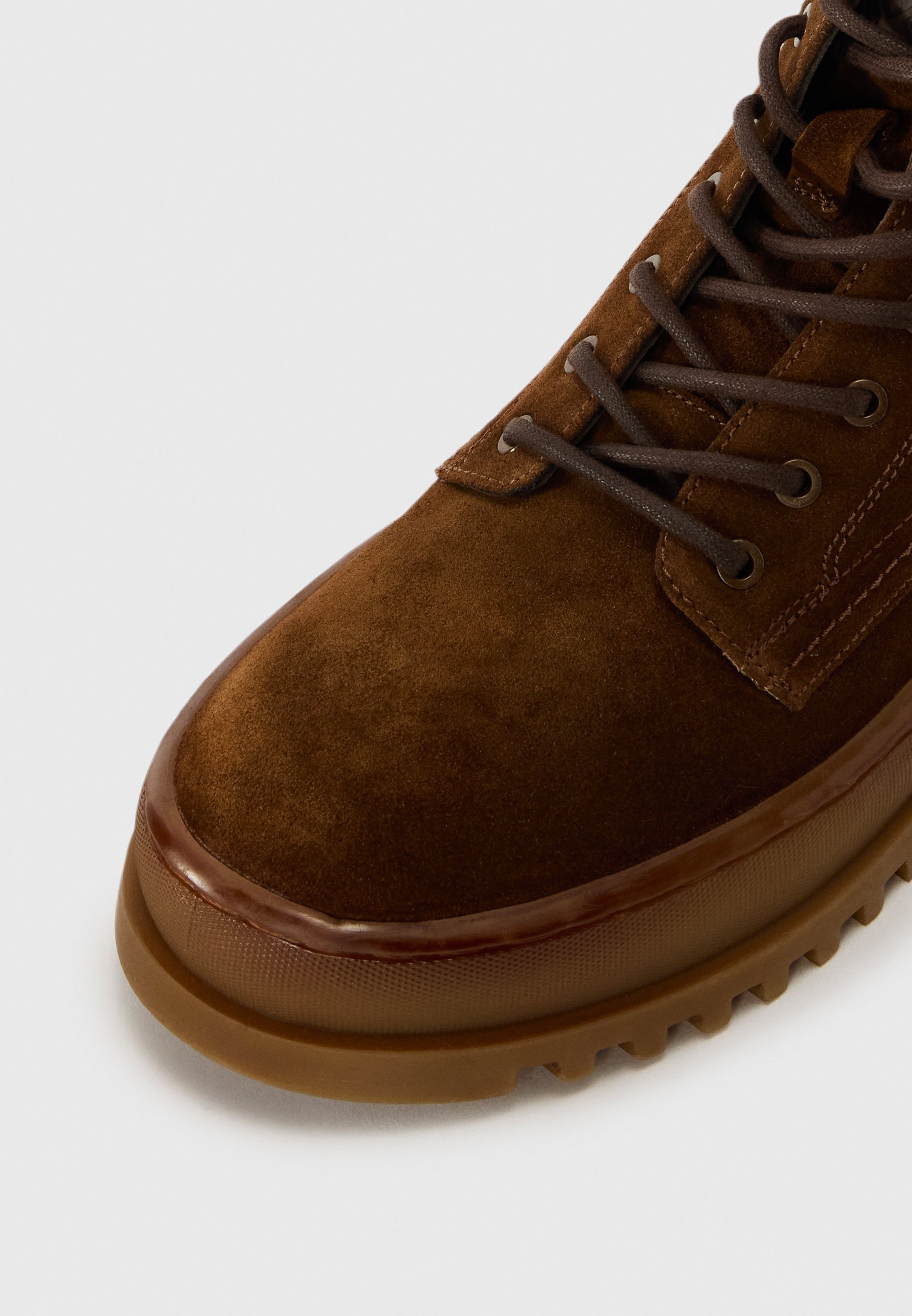 Blauer IUKA - Schnürstiefeletten - braun