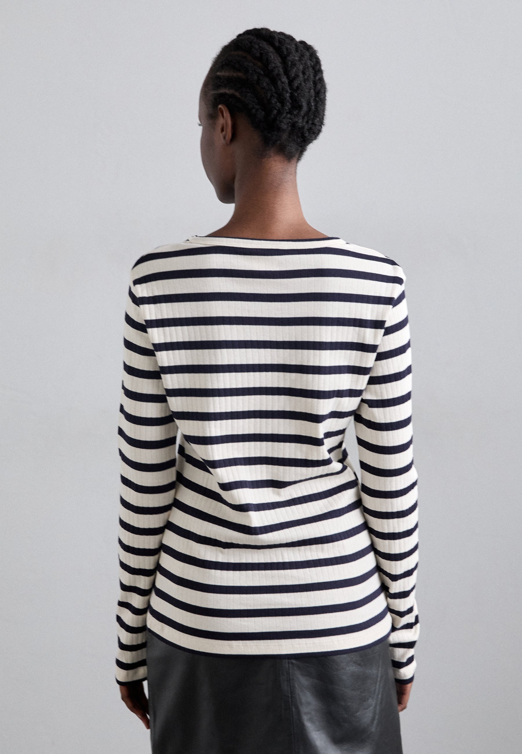 MUNTHE JOTE - Maglia a maniche lunghe - blu navy