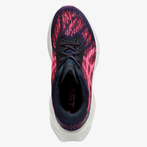 ASICS Novablast 3