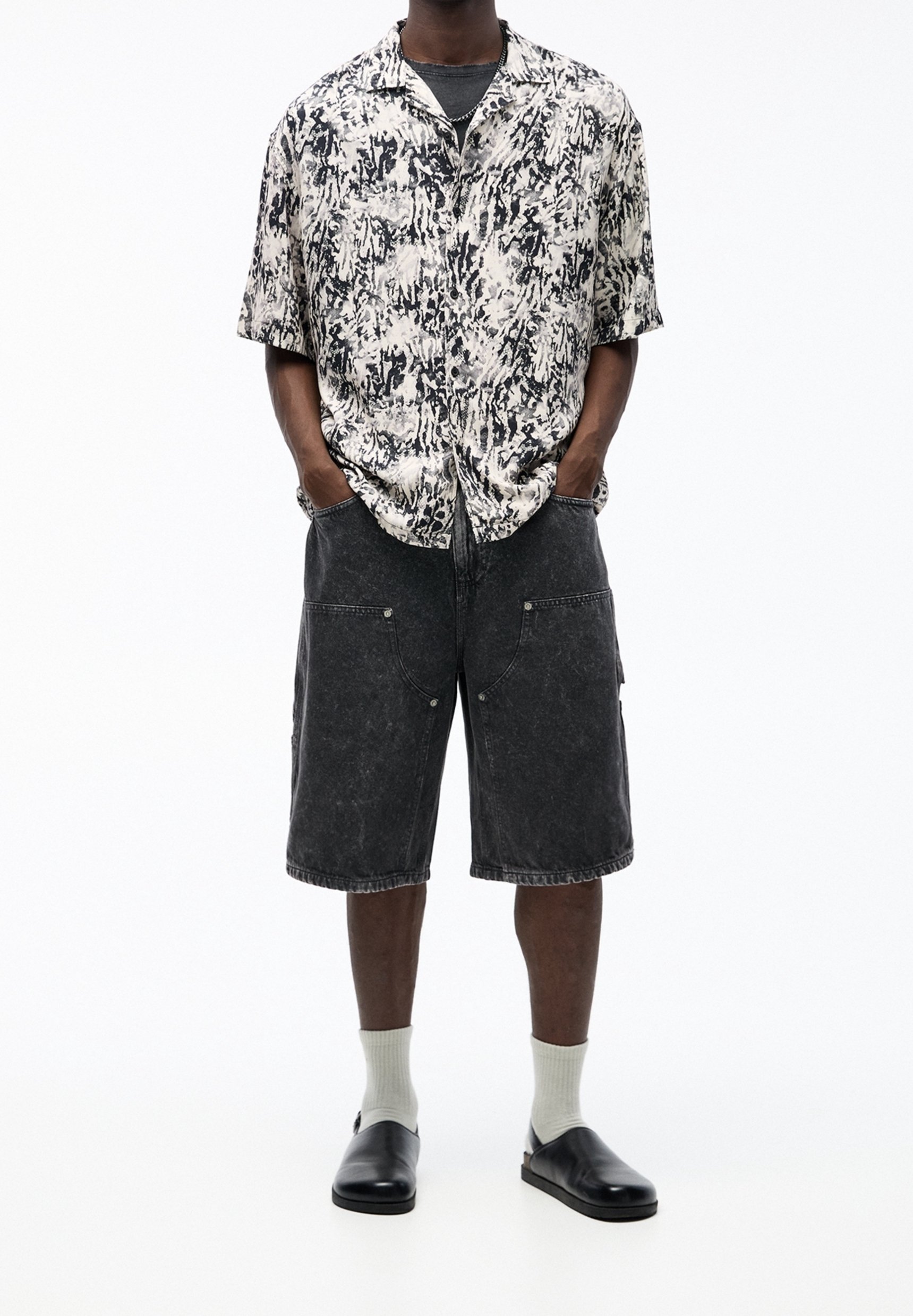 PULL&BEAR shirt - zwart
