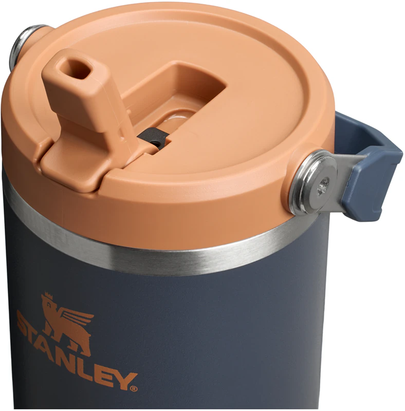 Fľaša na vodu s výklopnou slamkou Stanley IceFlow™ z nehrdzavejúcej ocele