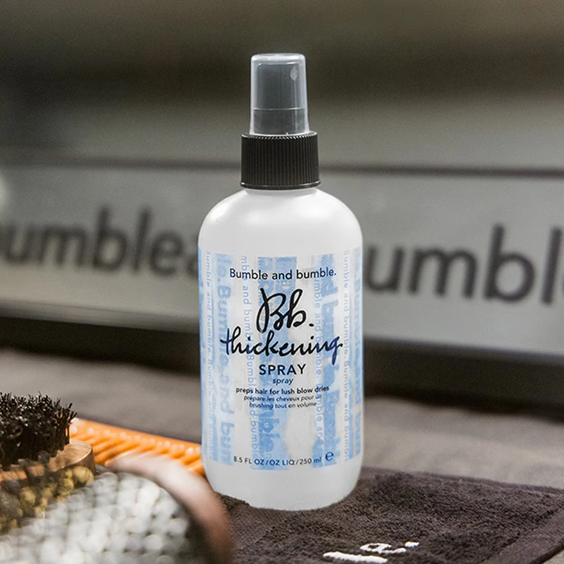 Spray espessante Bumble and bumble para dar volume aos cabelos