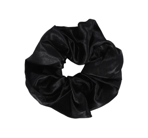 Sister Young Lilu satynowa gumka do włosów scrunchie Black