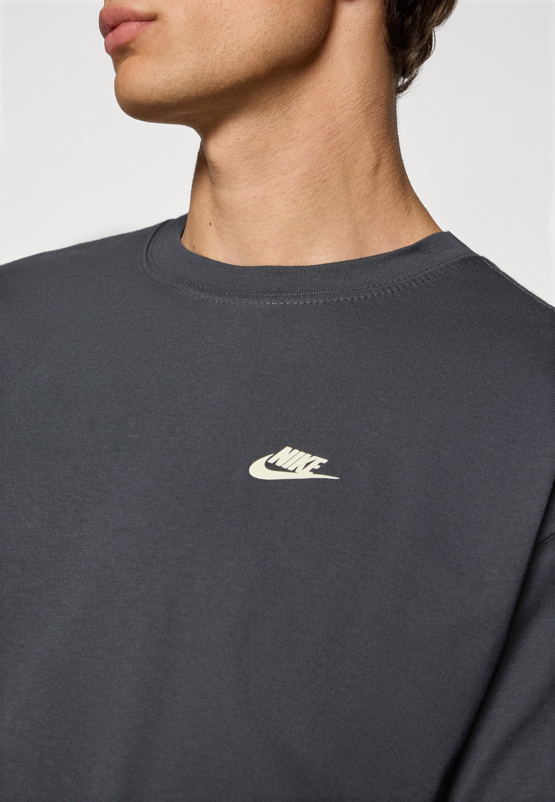 T-shirt Nike Performance M90 VERB - Imprimé - anthracite