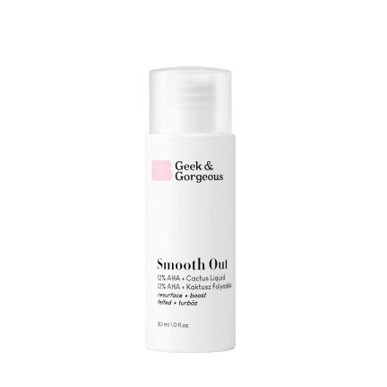 Geek & Gorgeous Smooth Out