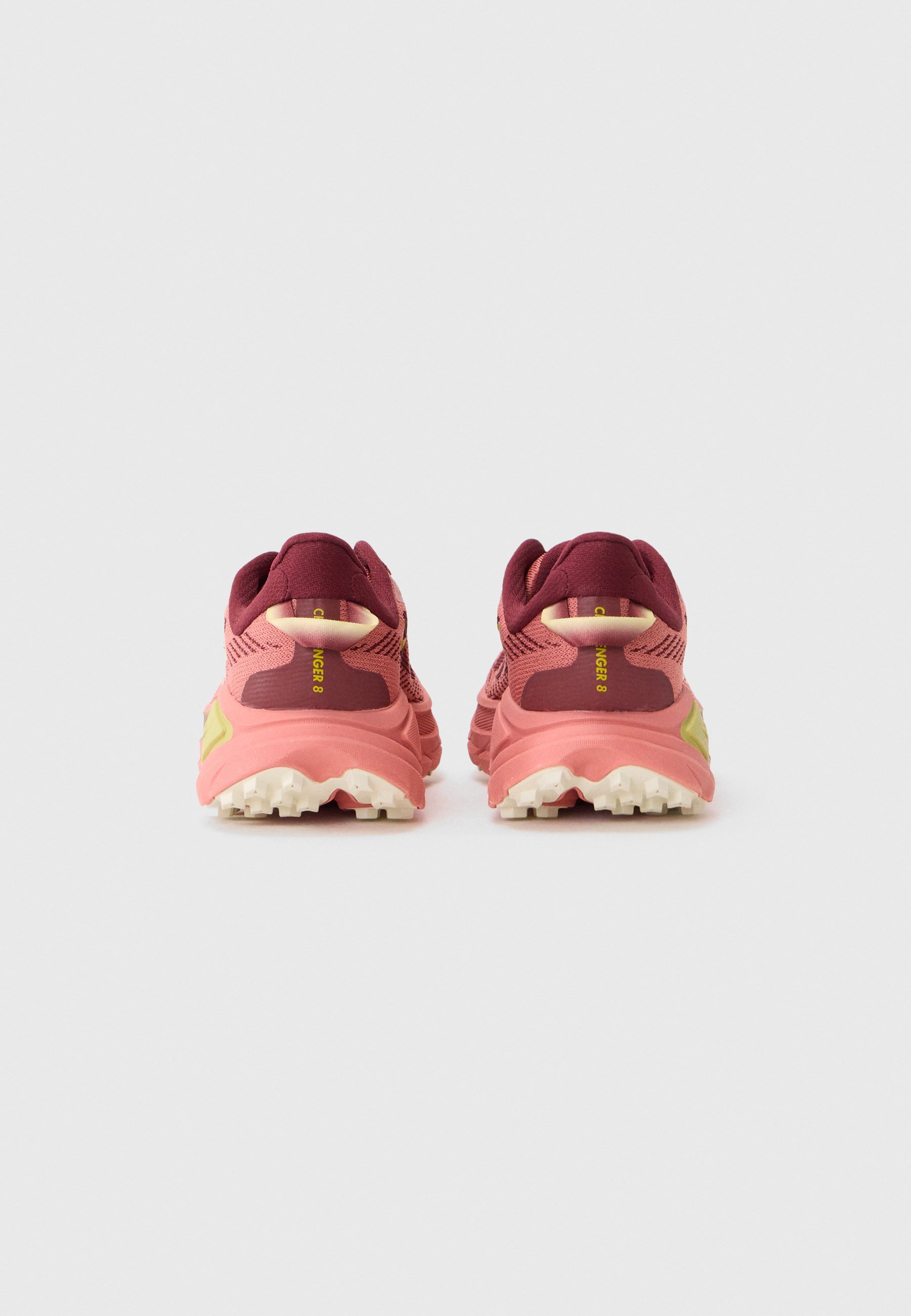 HOKA CHALLENGER 8 - Trailrunningschoenen - blush/donker cederhout