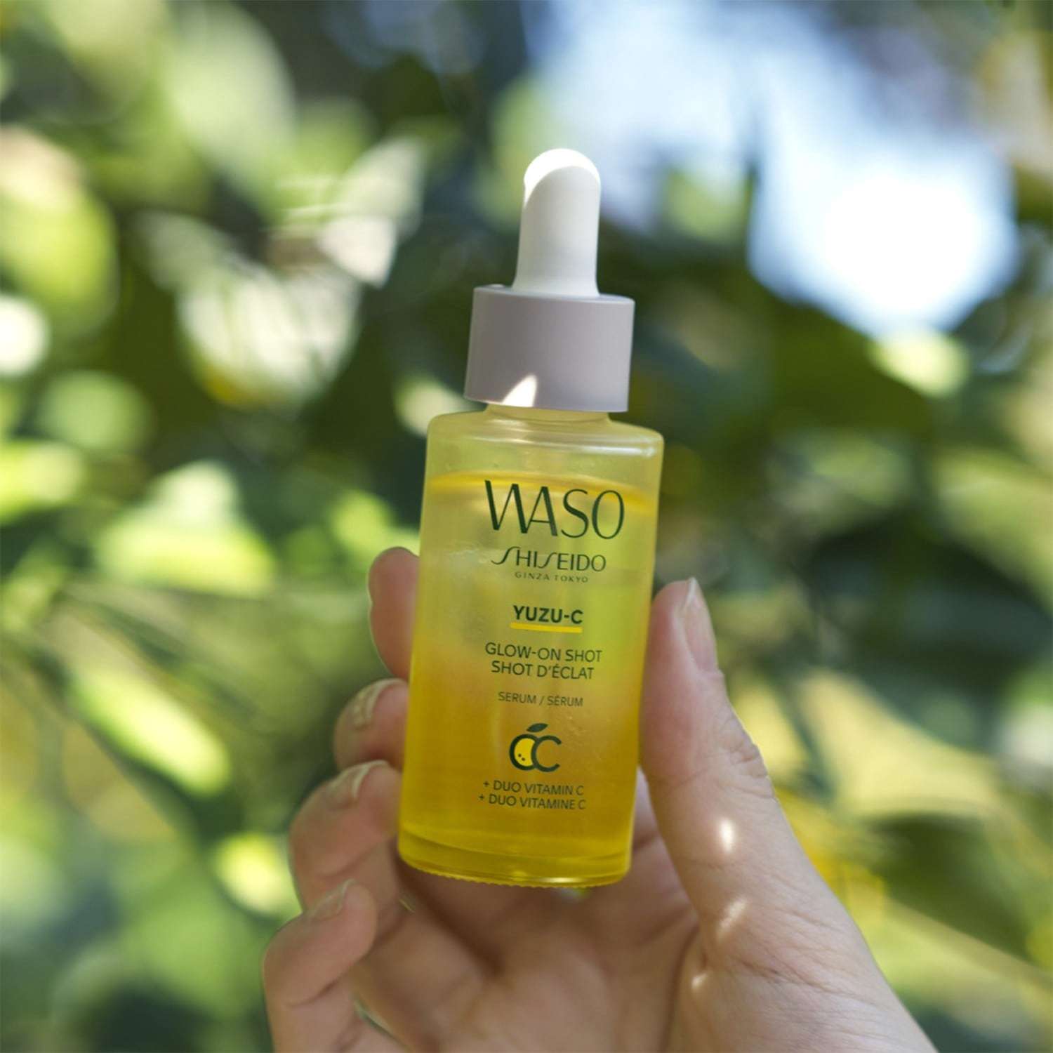 Shiseido Glow Serum Waso Yuzu-C Glow-On Shot - 28 ml