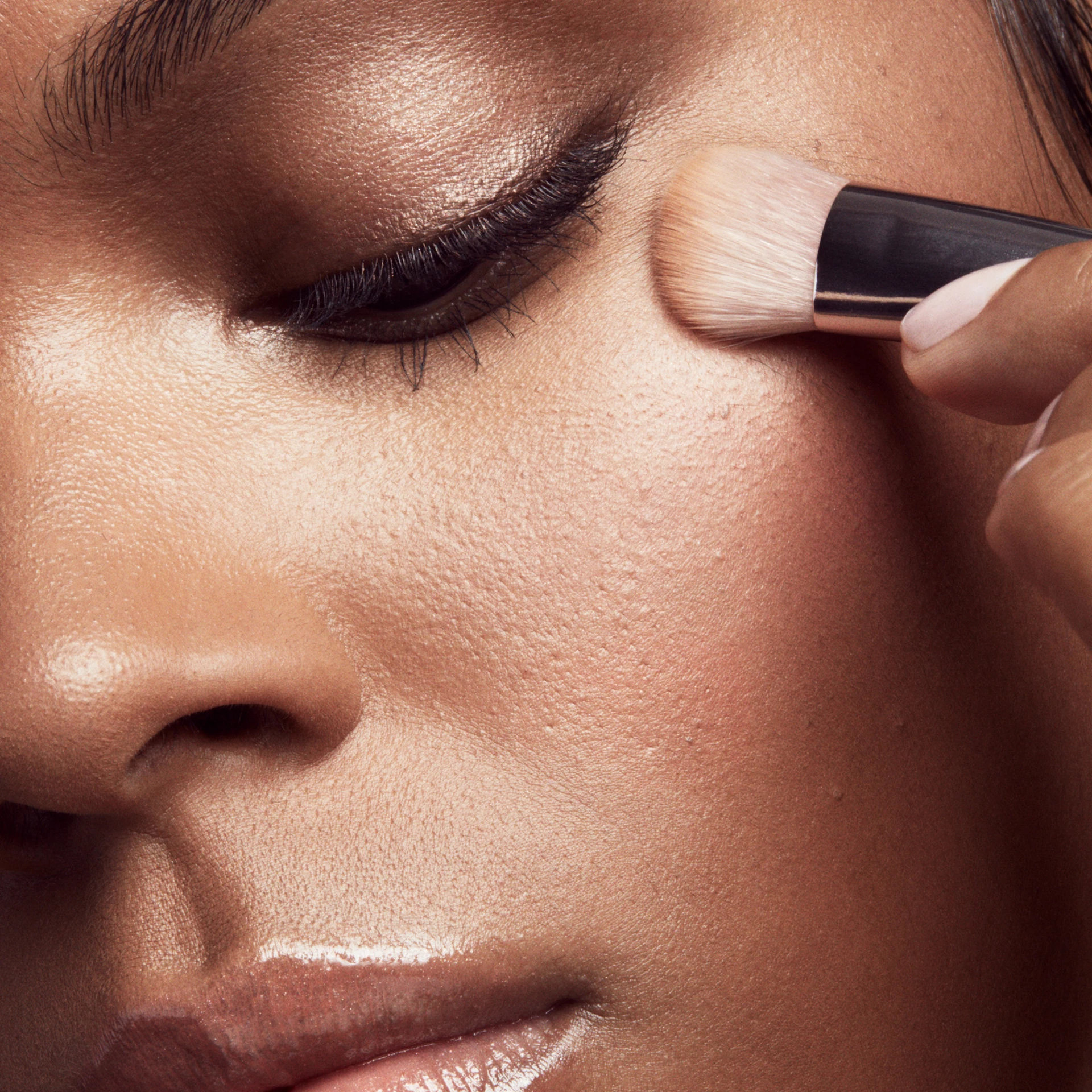 Precision Concealer Brush 180 - Fenty Beauty